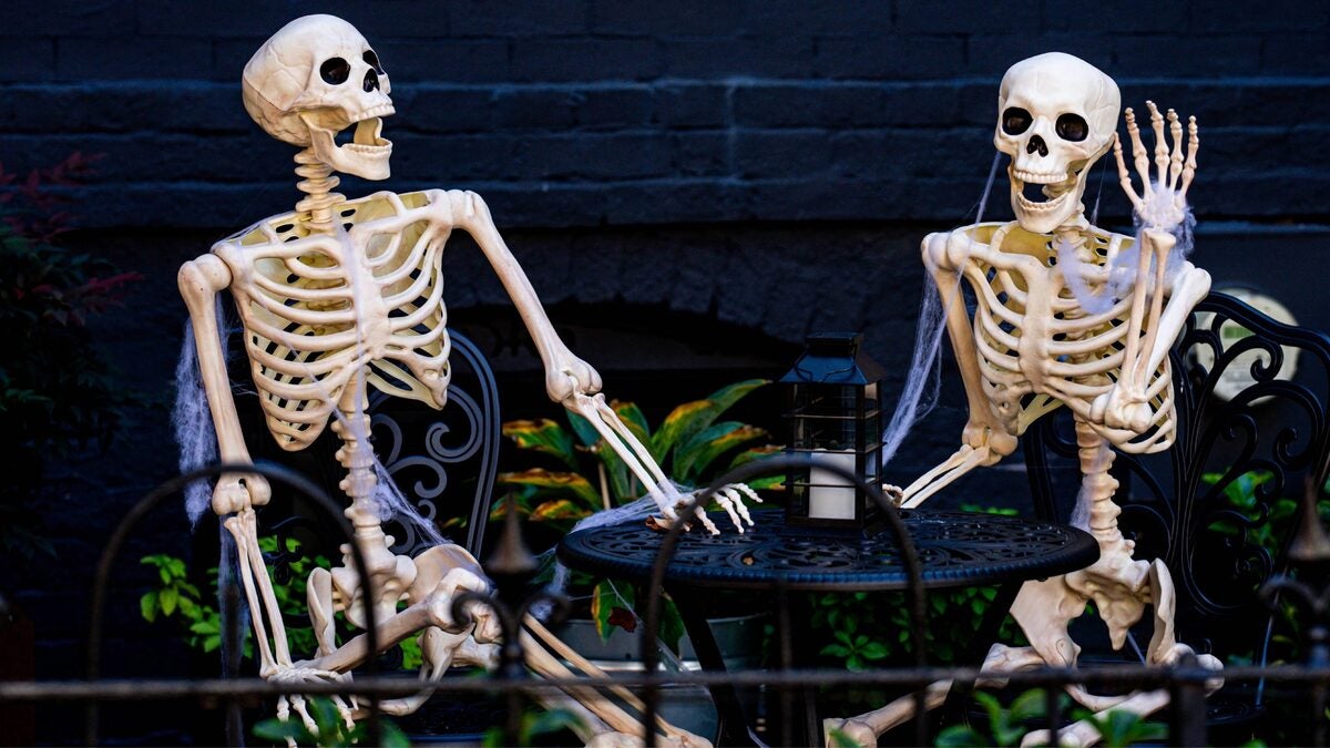 Crafting Table Up Michaels Halloween Sale: Save Up to 50% Off Costumes, Craft Supplies ...